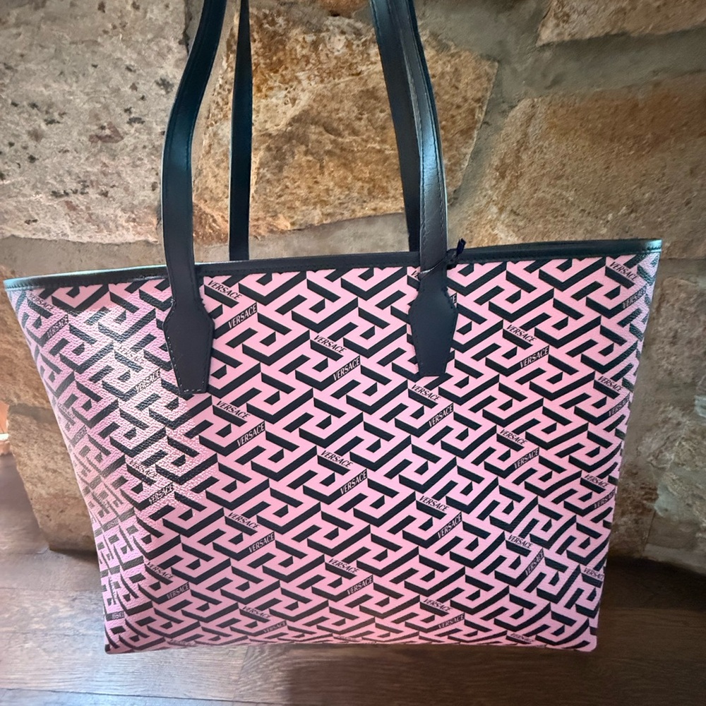 NEW Versace Geometric Pink and Black Tote with dust bag NWT AUTHENTIC - Picture 12 of 17
